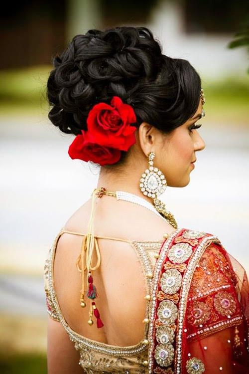 10 Stunning Indian Bridal Hairstyles