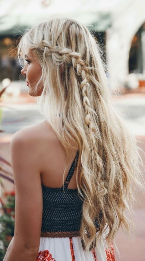 10 Cool Beach Hairstyles To Try This Summer - Womentriangle