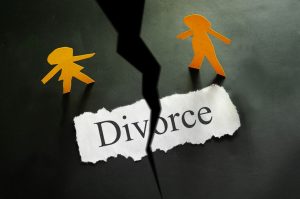 Causes of divorce - communication, infidelity, finances, incompatibility.