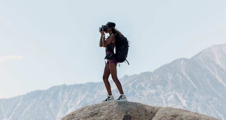 Solo female traveller.